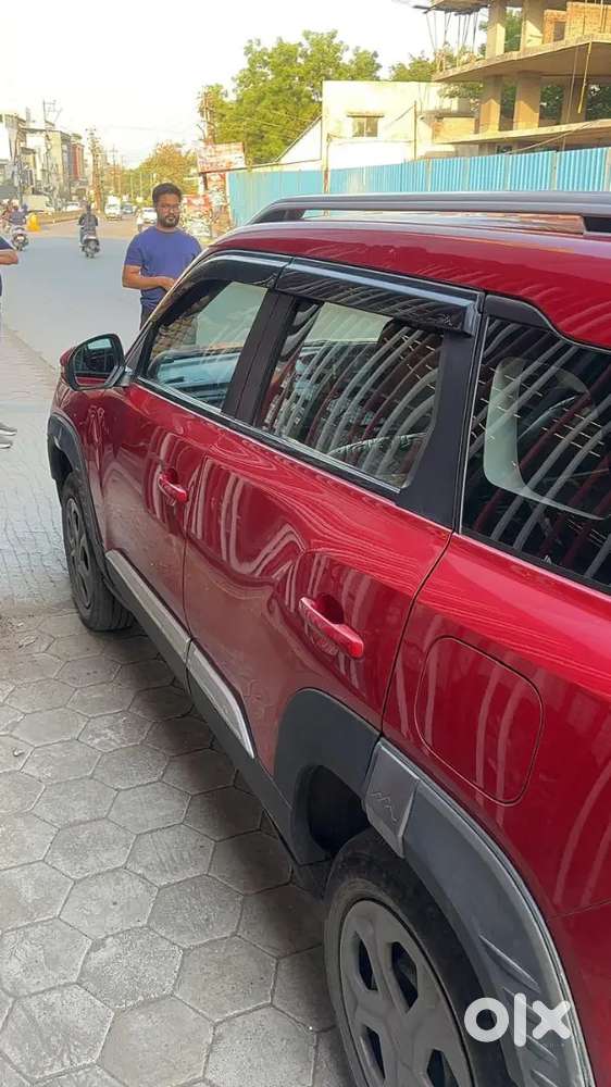 Maruti Suzuki Brezza Lxi 2024
