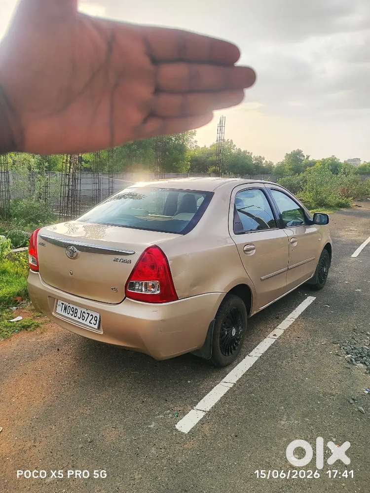 Toyota Etios 1.5 G 2011