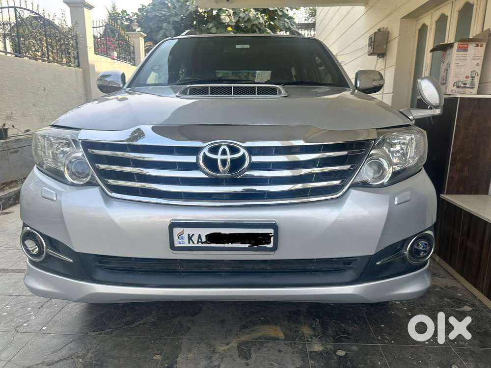 Toyota Fortuner 3.0 4x4 Manual, 2009, Diesel