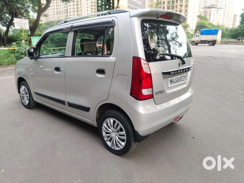 Maruti Suzuki Ertiga Vxi At Petrol, 2016, Petrol