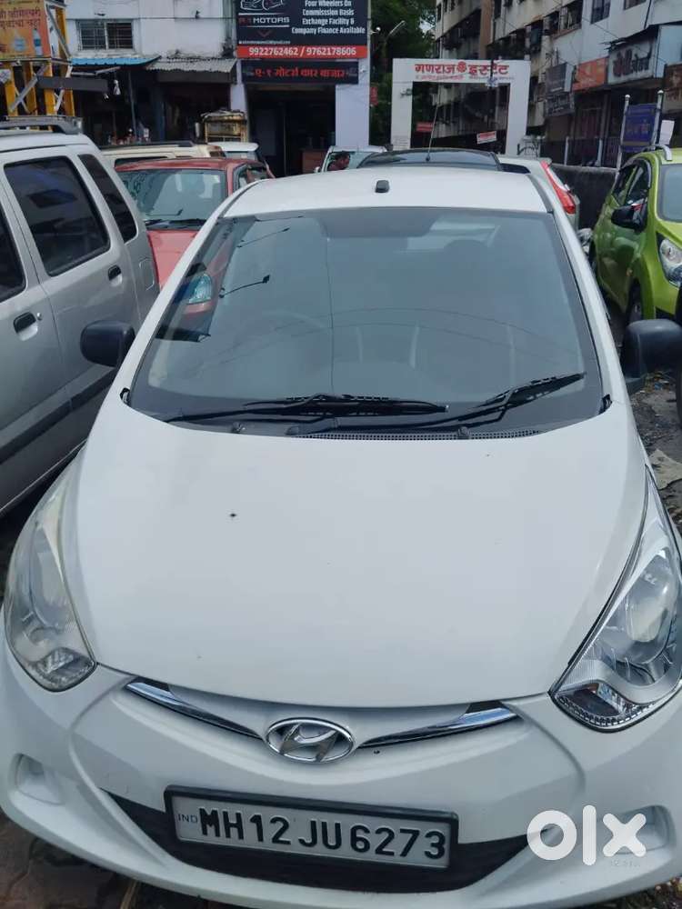 Well-maintained Hyundai Eon (2015)  Single Hand Used  18+ Kmpl