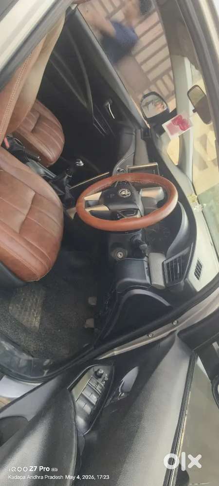 Toyota Innova Crysta 2019 Diesel 165000 Km Driven