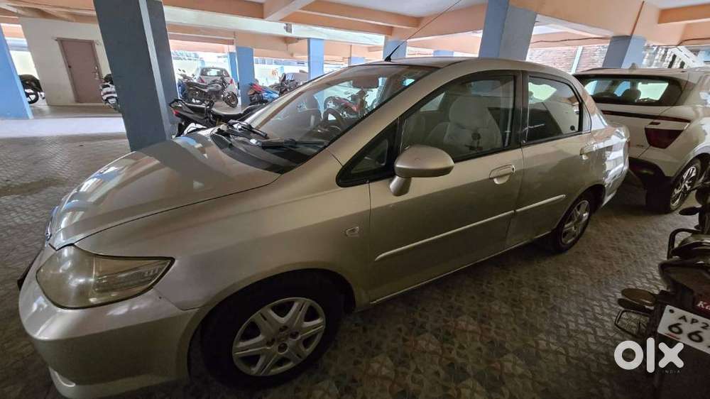 hibimama Honda City ZX 2008 Petrol Good Condition - Cars in Balusumoodi
