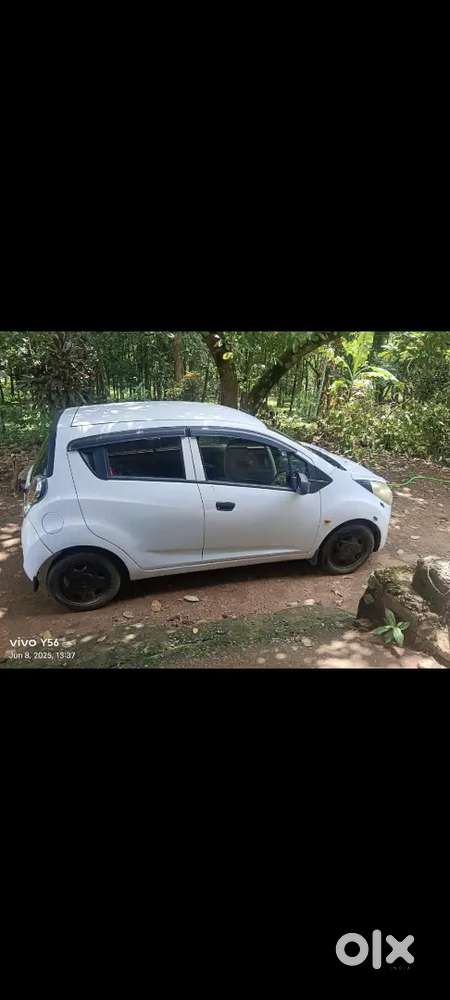 Chevrolet Beat 2010 Petrol