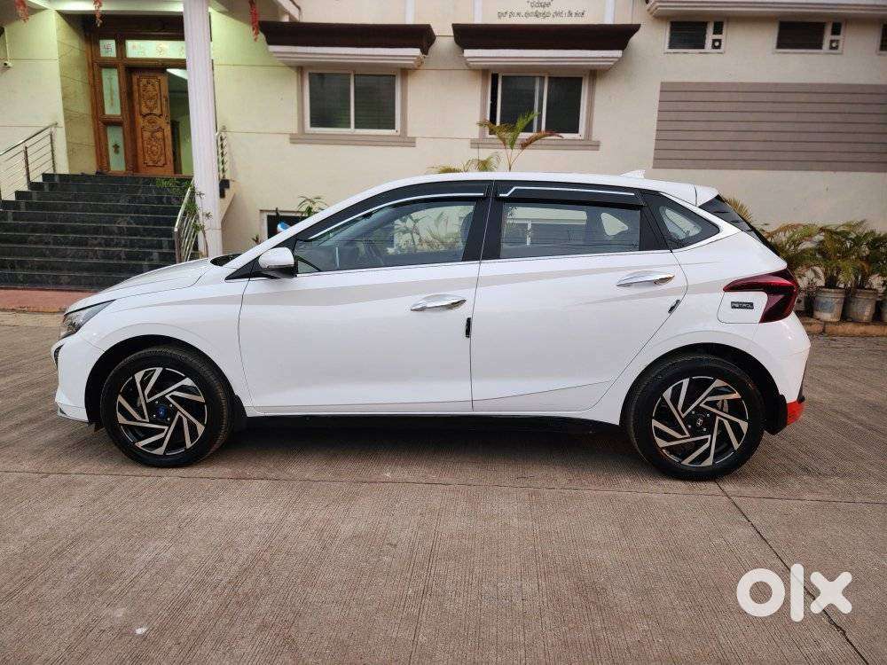Hyundai New I20 1.2 Asta (o) Mt, 2024, Petrol