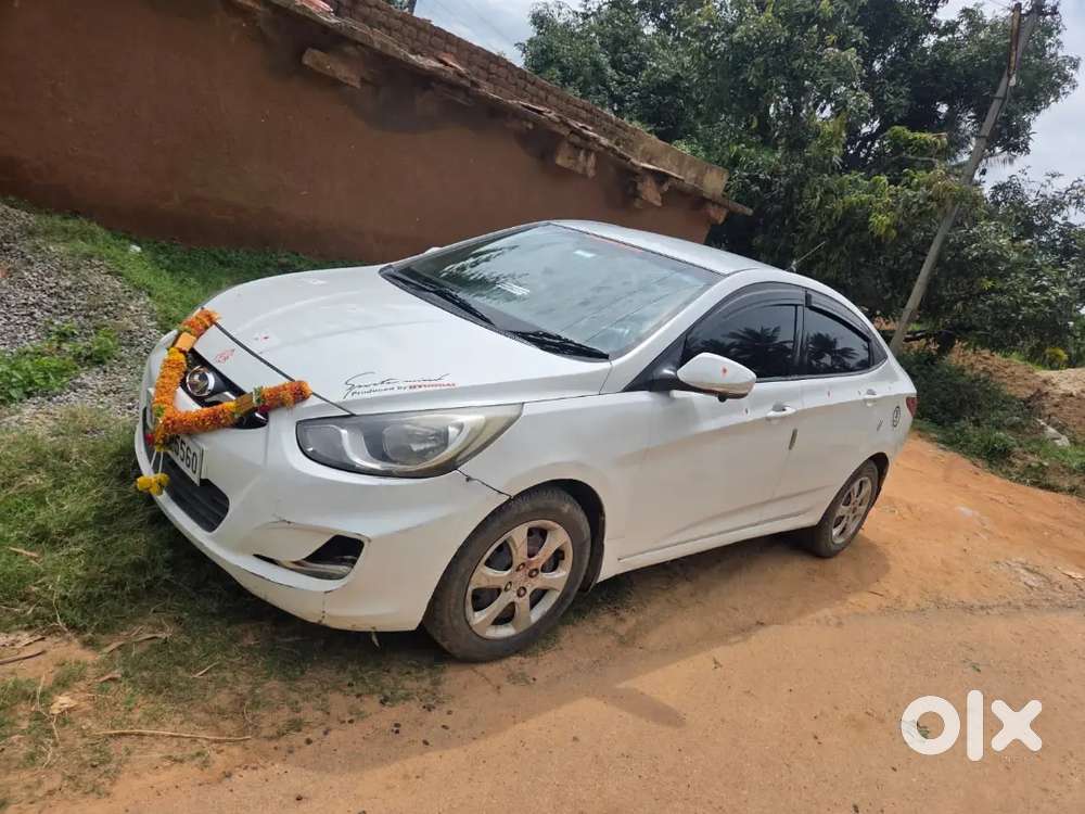 Hyundai Verna 2015 Petrol Well Maintained