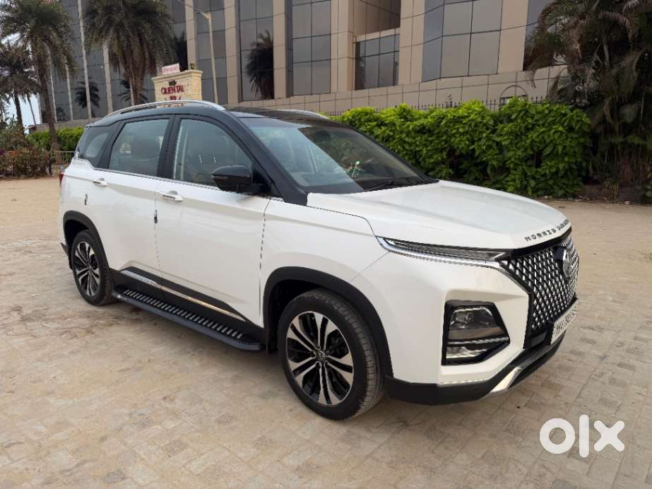 Mg Hector Plus Sharp Pro 1.5 Turbo Petrol Cvt 7 Str, 2023, Petrol
