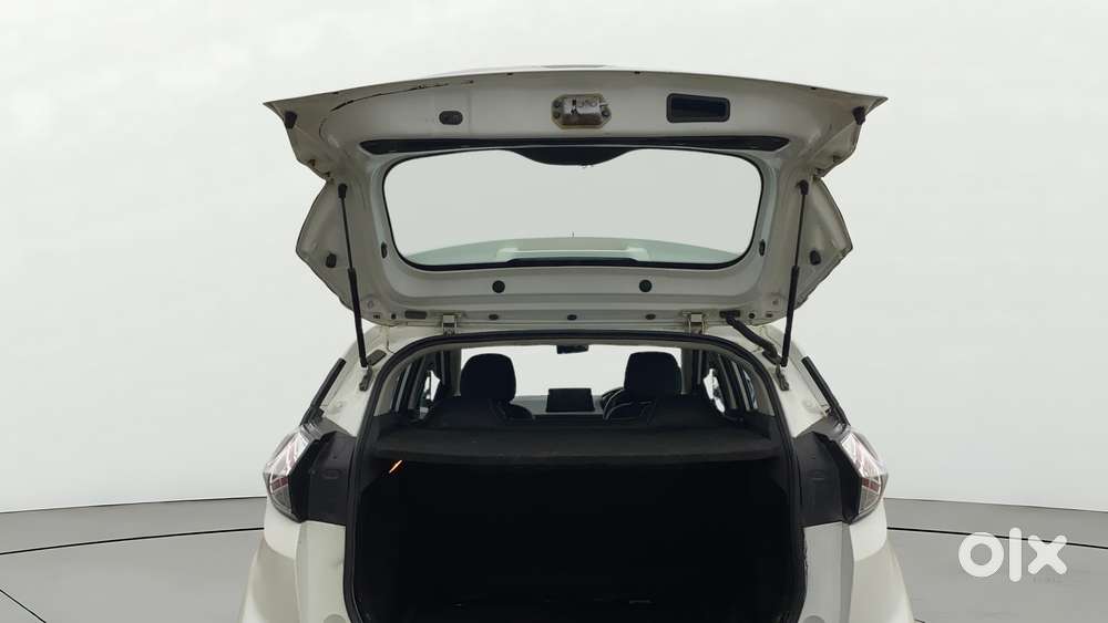 Tata Nexon 1.2 Revotron Xm, 2020, Petrol