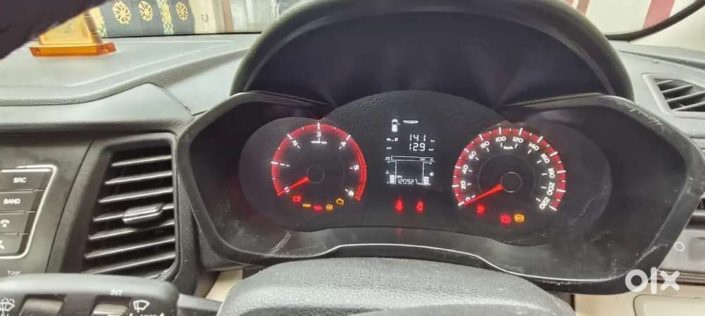 Mahindra Xuv300 2020 Diesel 120000 Km Driven