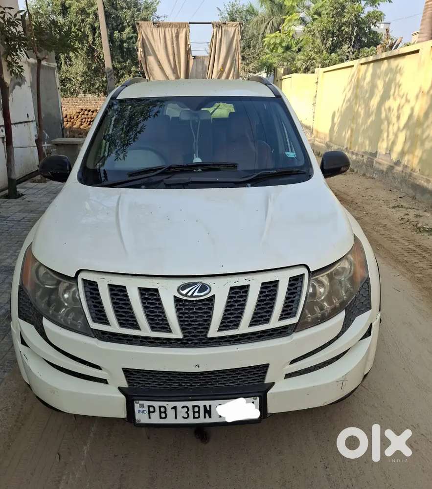 Mahindra Xuv500 2013 Diesel 102500 Km Driven
