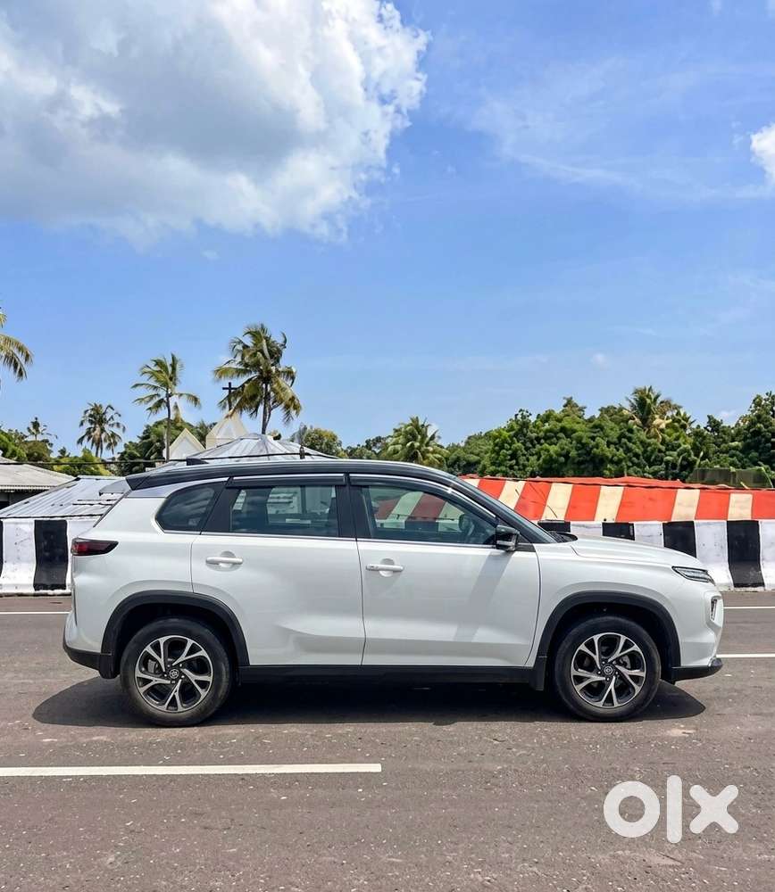 Toyota Urban Cruiser Hyryder 1.5 S Hybrid, 2024, Petrol