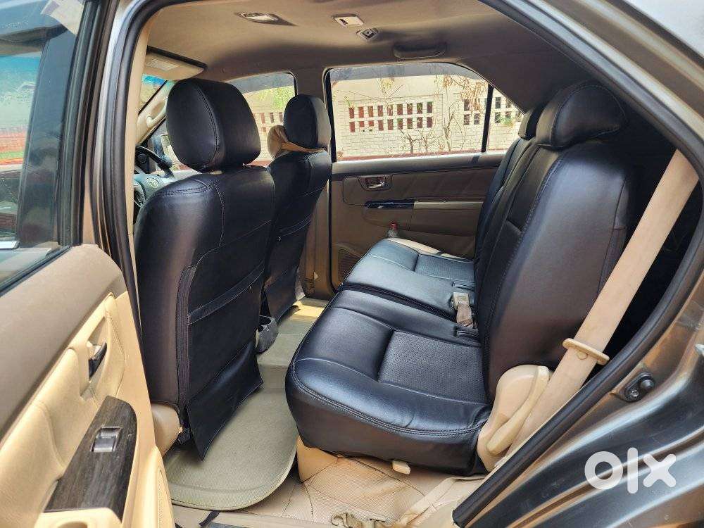 Toyota Fortuner 3.0 4x2 Mt, 2012, Diesel