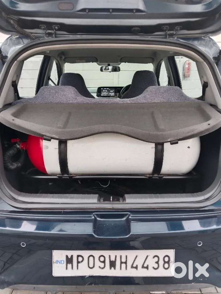 Hyundai I10 Sportz Option, 2021, Cng & Hybrids