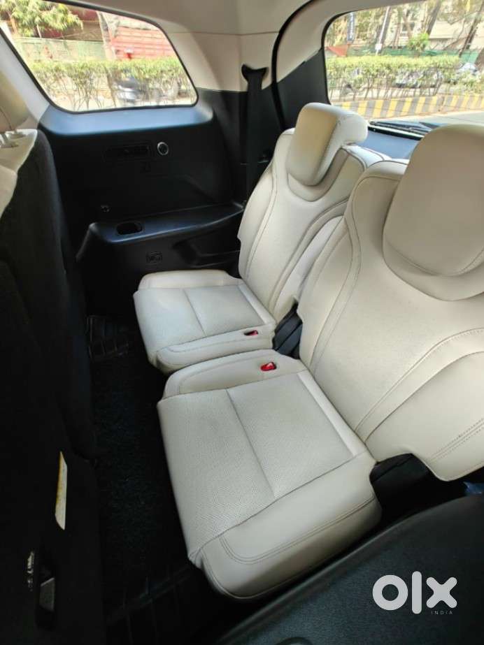 Mahindra Xuv700 2.0 Ax 7 Petrol At Luxury Pack Str, 2022, Petrol