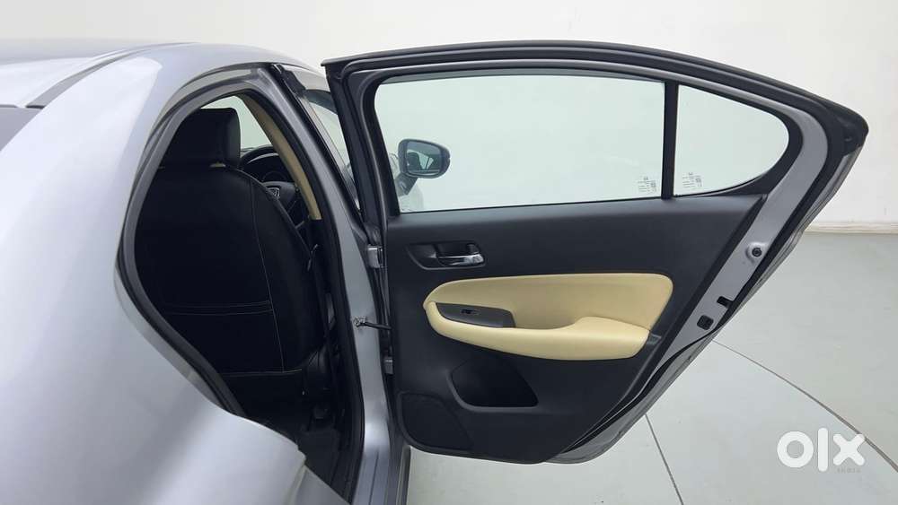 Honda City I-vtec V, 2022, Petrol