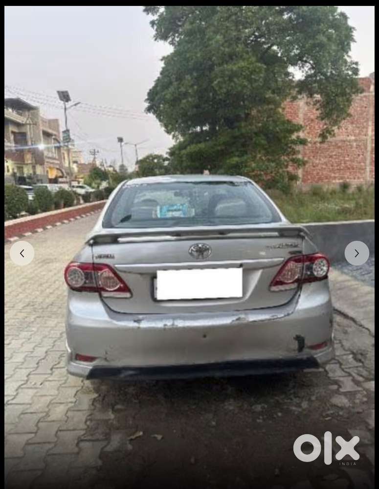 Toyota Corolla Altis 2042