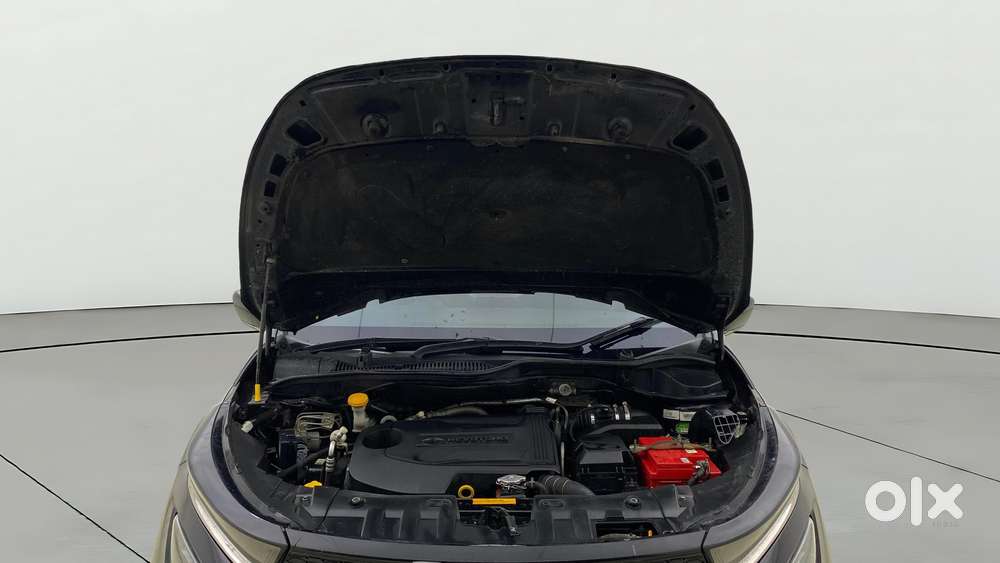 Tata Altroz 1.2 Xza Plus Dark Edition Dct, 2023, Diesel