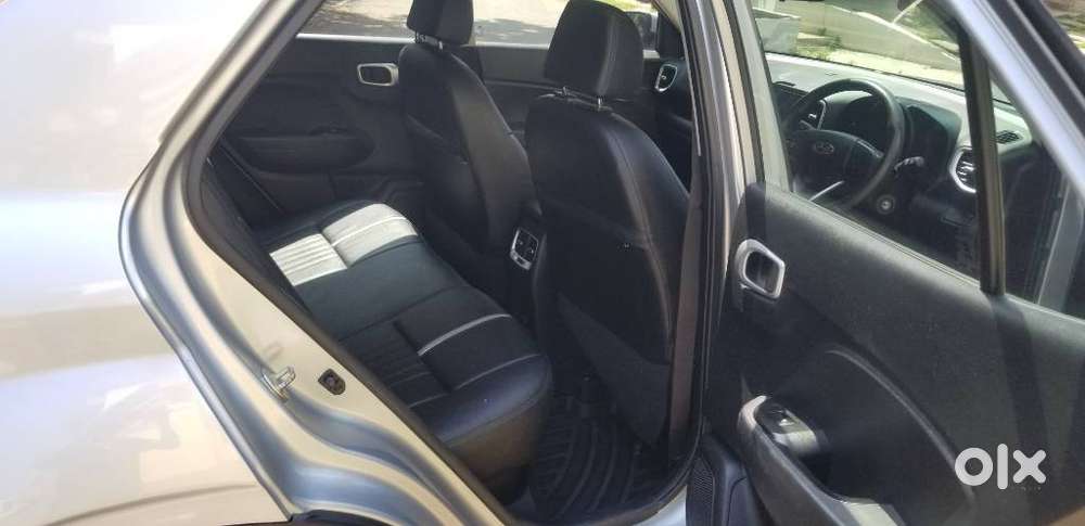 Hyundai Venue S 1.2 Petrol, 2019, Petrol