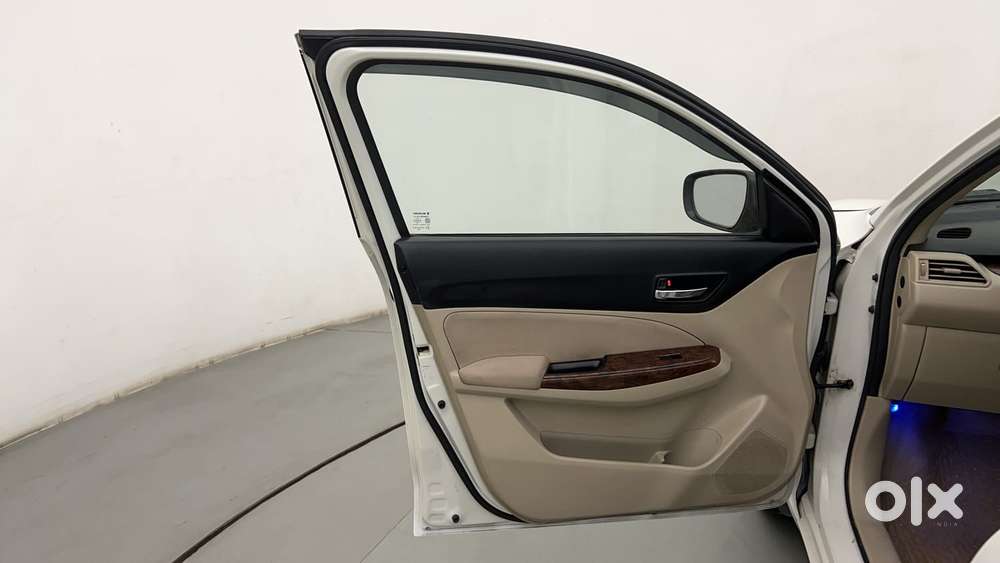 Maruti Suzuki Dzire 1.2 Zxi Plus Amt, 2017, Petrol