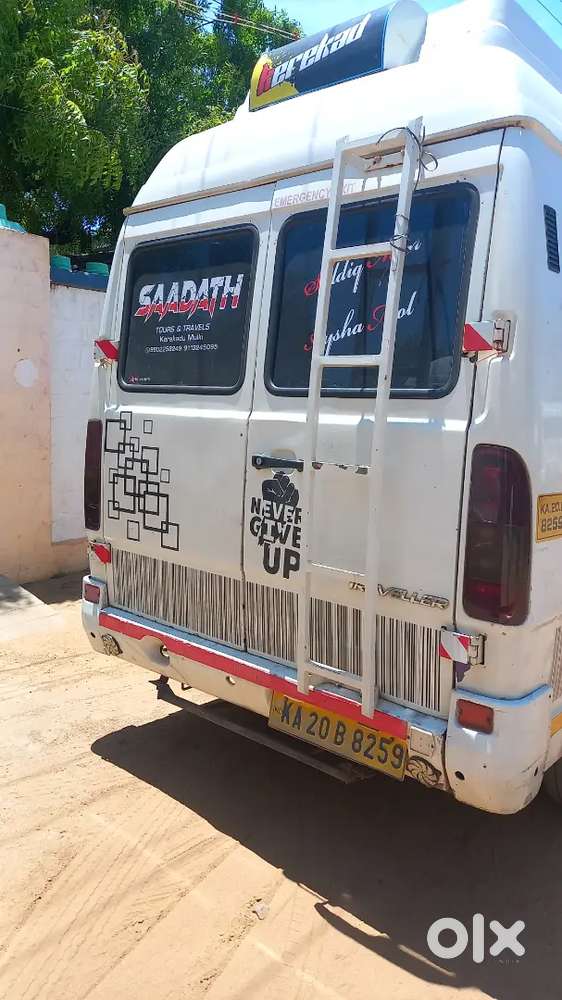 Tempo Traveler