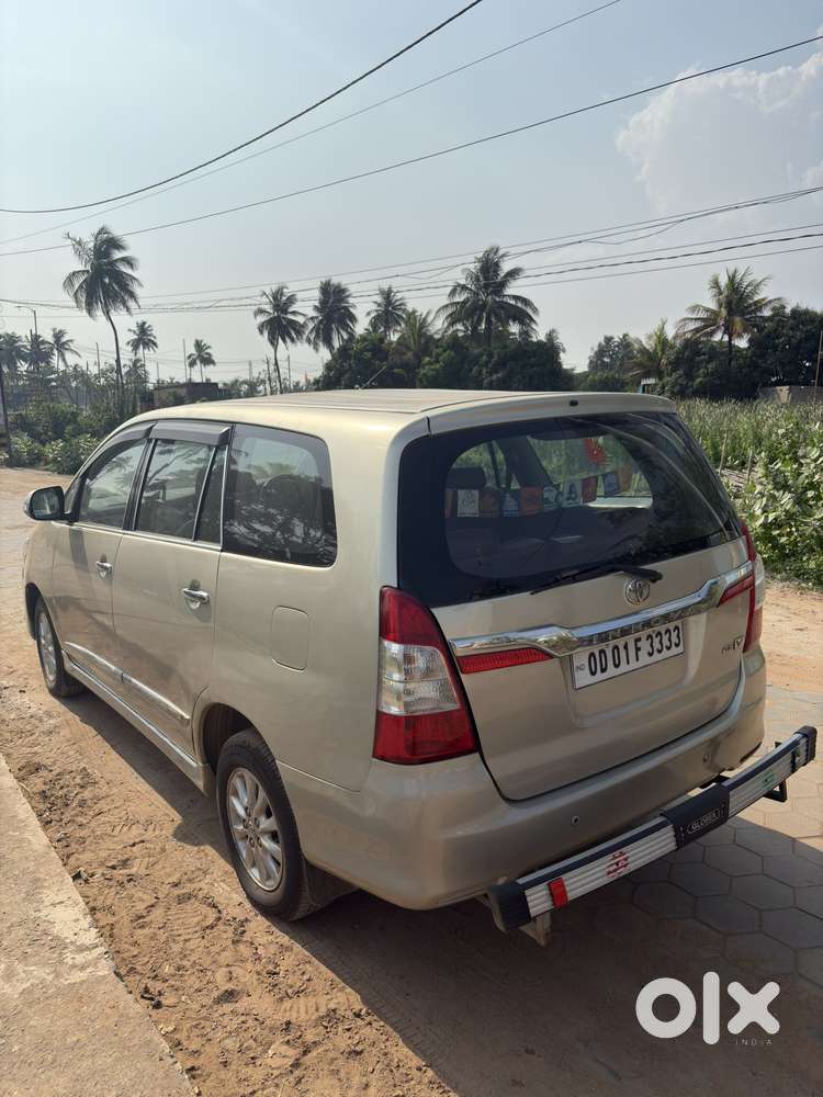 Toyota Innova 2.5 Vx 8 Str, 2015, Diesel