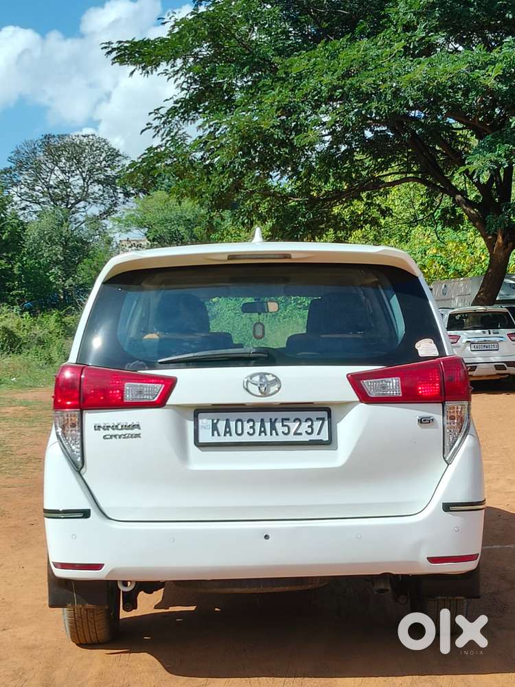 Toyota Innova Crysta 2.4 G Mt, 2022, Diesel