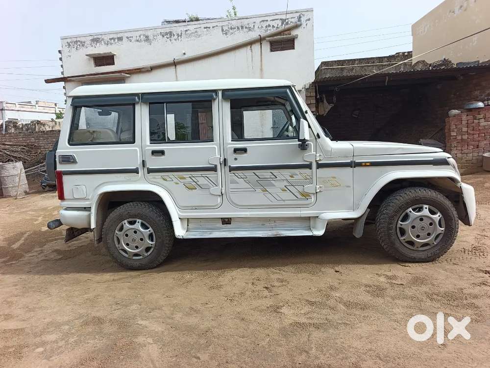 2014 Bolero Zlx 7 Seater Ac Top Varrient