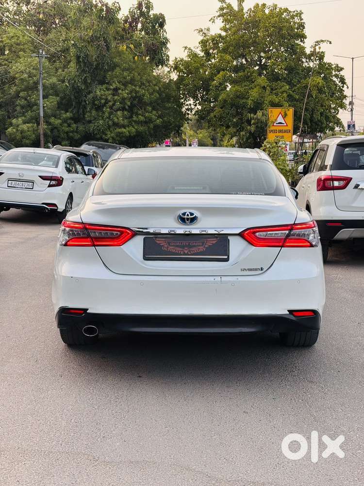 Toyota Camry 2.5 Hybrid, 2020, Petrol