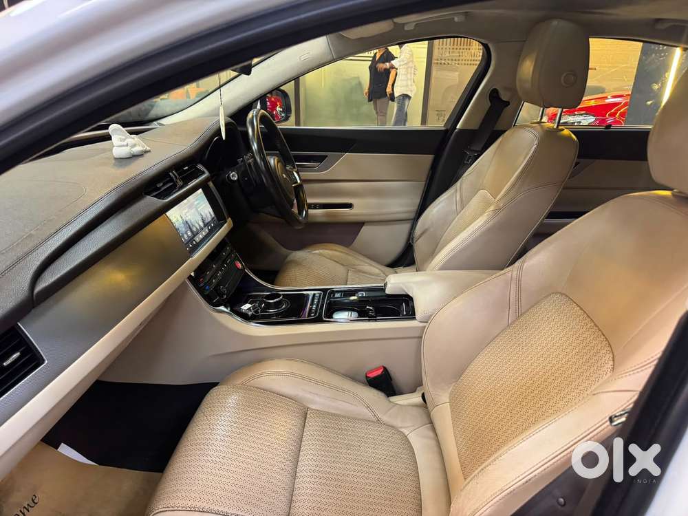 Jaguar Xf 2.0 Petrol Prestige, 2019, Petrol