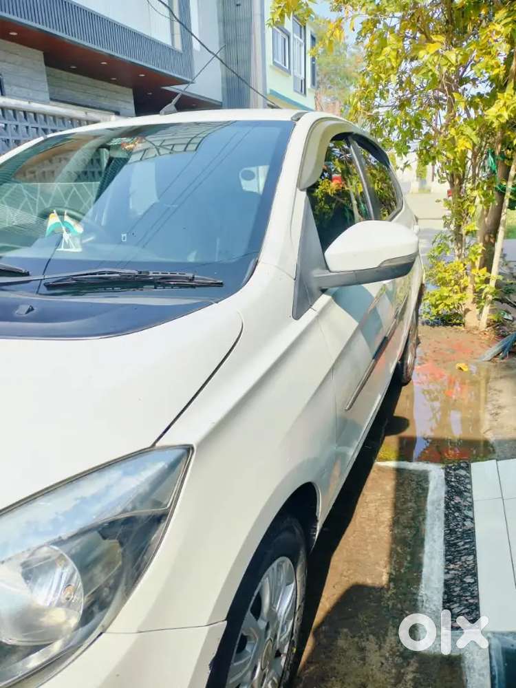 Tata Tiago 1.2 Revotron 2015