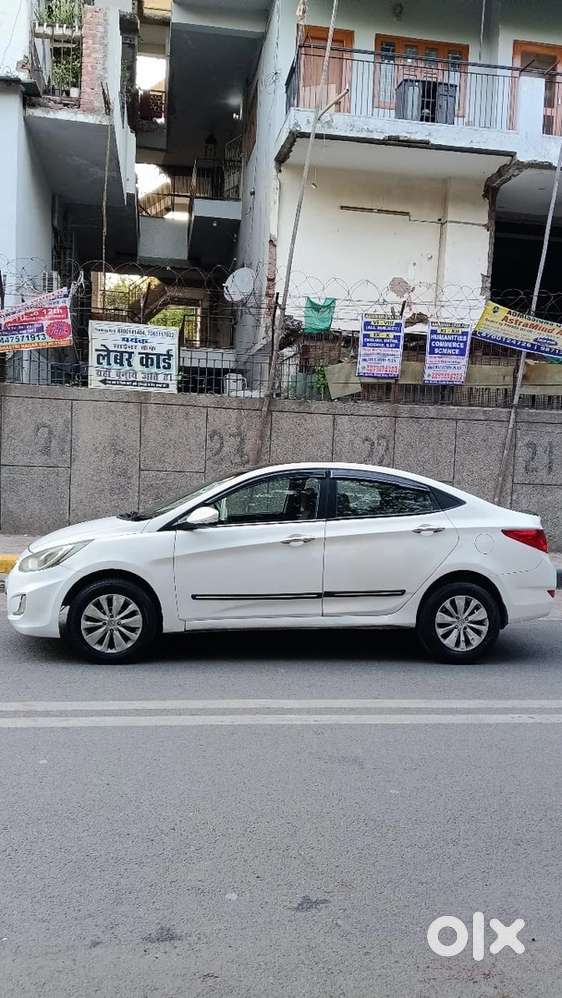 Hyundai Verna Petrol 2013