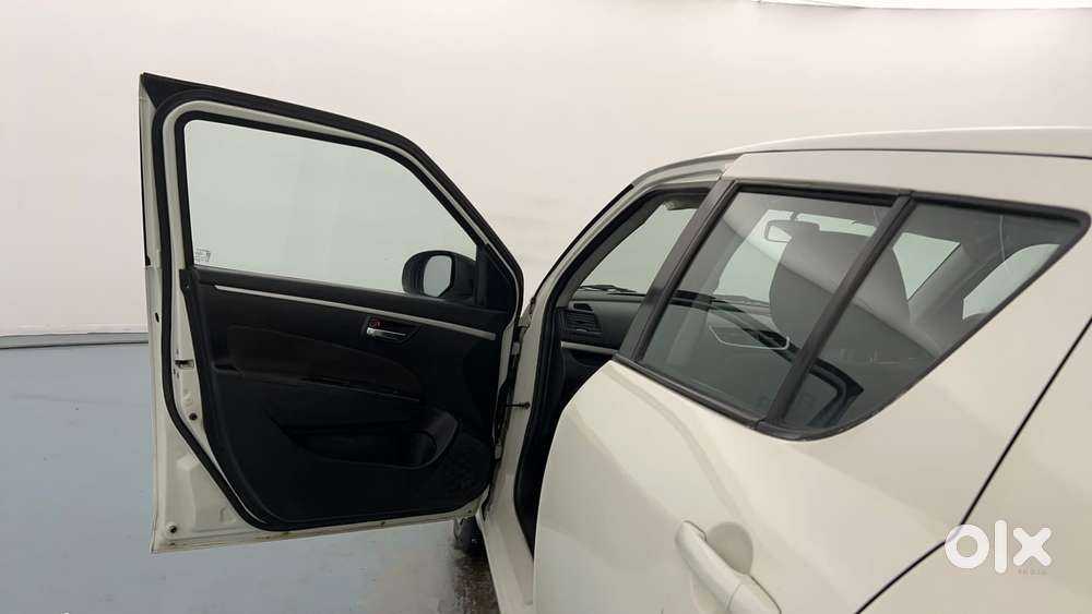 Maruti Suzuki Swift Vvt Vxi, 2017, Petrol