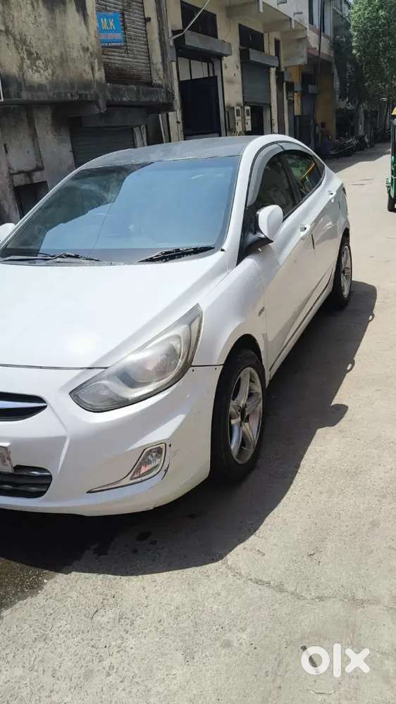 Hyundai Venue Diesel Mt 1013