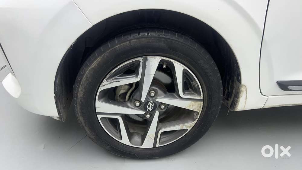 Hyundai Aura 1.2 Sx Cng, 2023, Cng & Hybrids