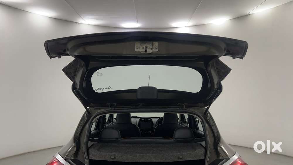 Renault Kwid 1.0 Rxt Sce Special (o), 2017, Petrol