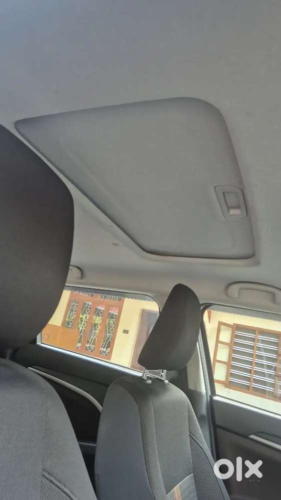 Maruti Breeza Zxi Smart Hybrid Automatic 2023 September