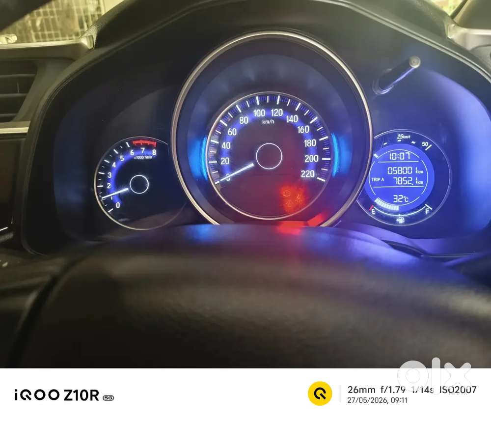 Honda Wrv Golden Brown Metallic For Sale 7 Lakhs