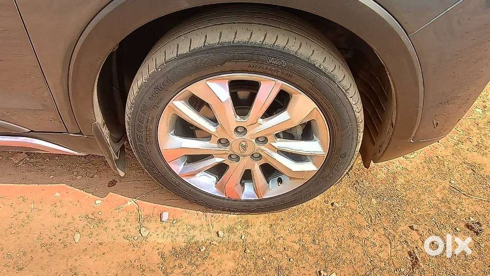 Mahindra Xuv300 W8 Amt Diesel, 2020, Diesel