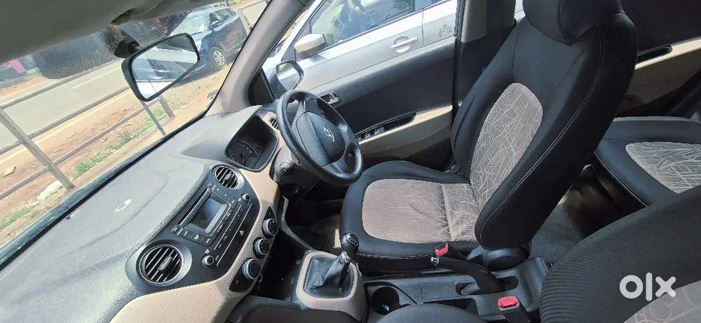 Grand I10 Sportz 2014  Nri Urgent Sale