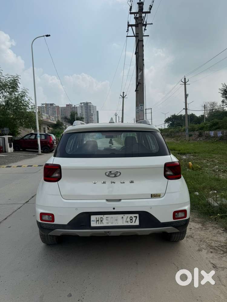 Hyundai Venue S Petrol 2020 With Cng Fitted