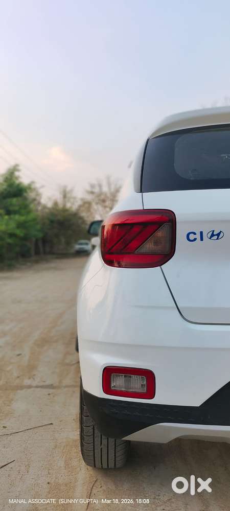 Hyundai Venue S Turbo, 2019, Petrol