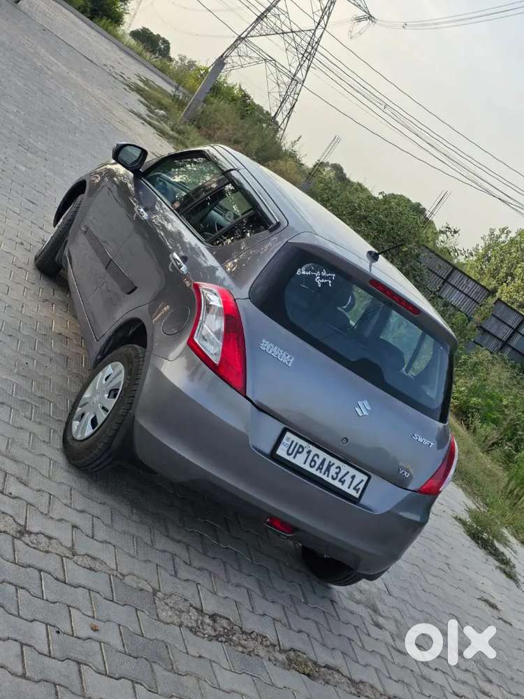 Maruti Suzuki Swift 2012 Cng & Hybrids Well Maintained