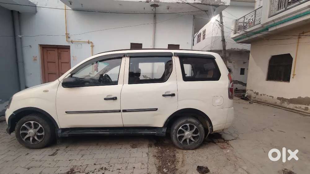 Mahindra Xylo 2014