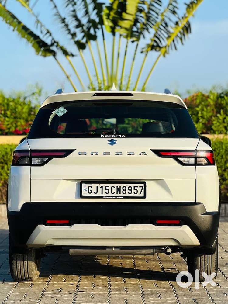 Maruti Suzuki Brezza 1.5 Zxi Cng, 2023, Cng & Hybrids