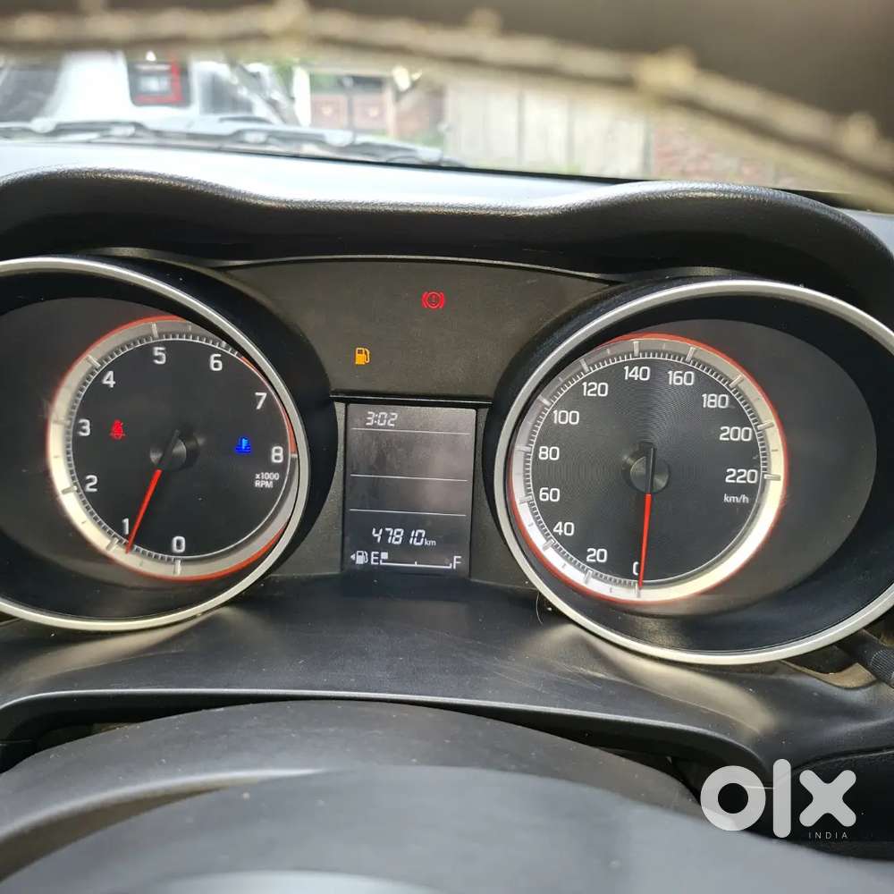 Maruti Suzuki Swift 2022 Petrol 47810 Km Driven