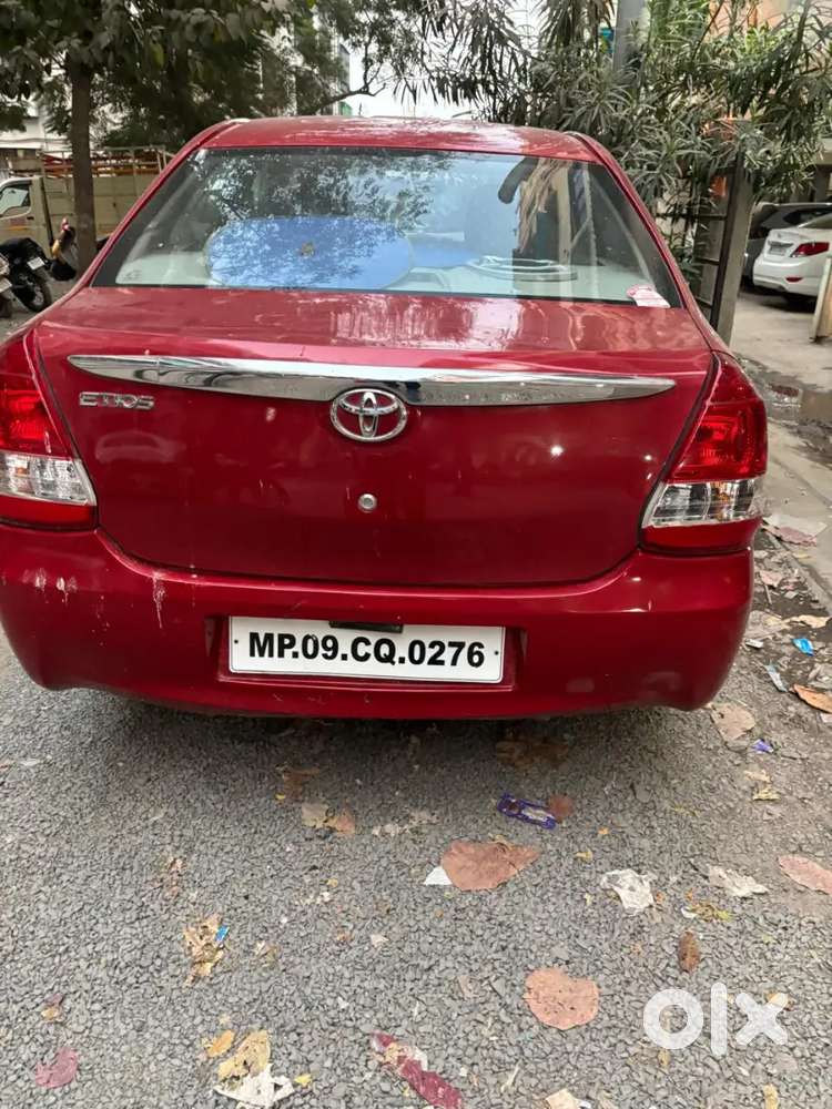 Toyota Etios 2014 Red Colour, Petrol 25000 Km Driven, Single Owner