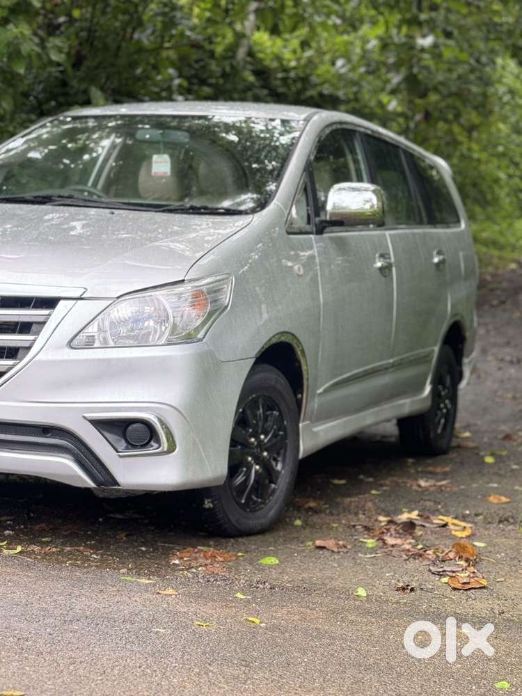Toyota Innova 2.5 Gx 7 Str Bs-iii, 2012, Diesel