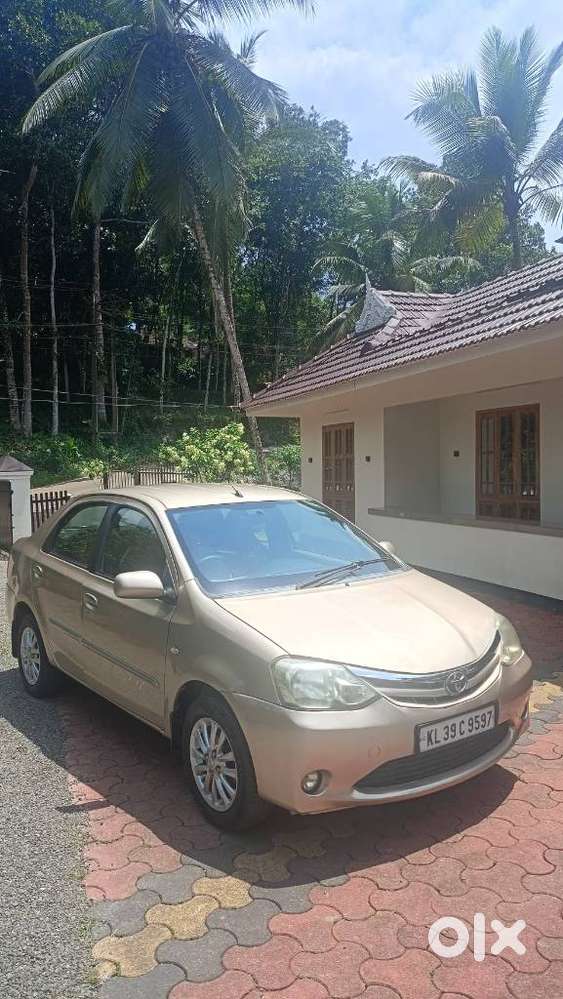 Toyota Etios V Sp, 2011, Petrol