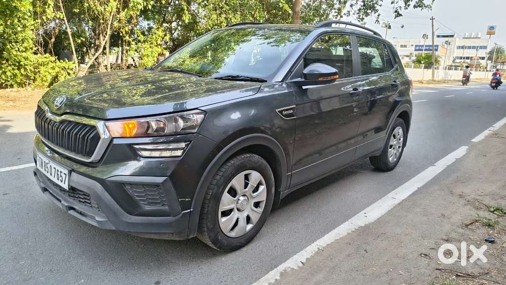 Skoda Kushaq 1.0 Tsi Active, 2022, Petrol