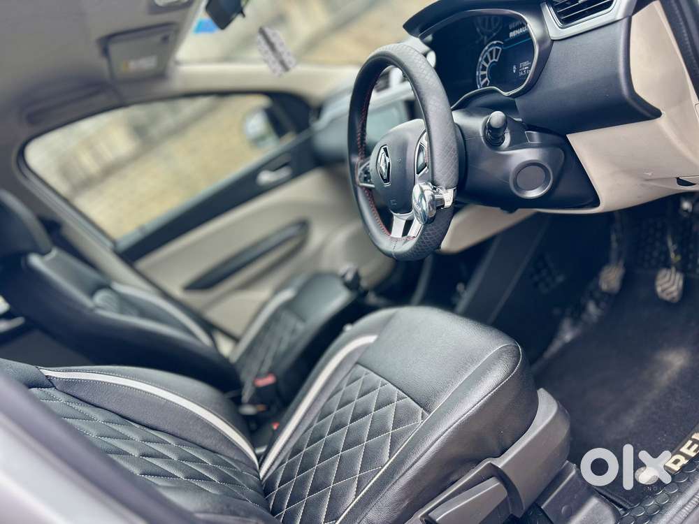 Renault Triber Rxz, 2022, Petrol
